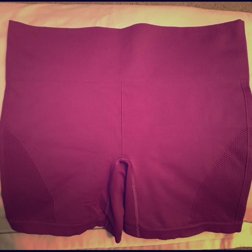 *LULU PURGE* Shorts size 10